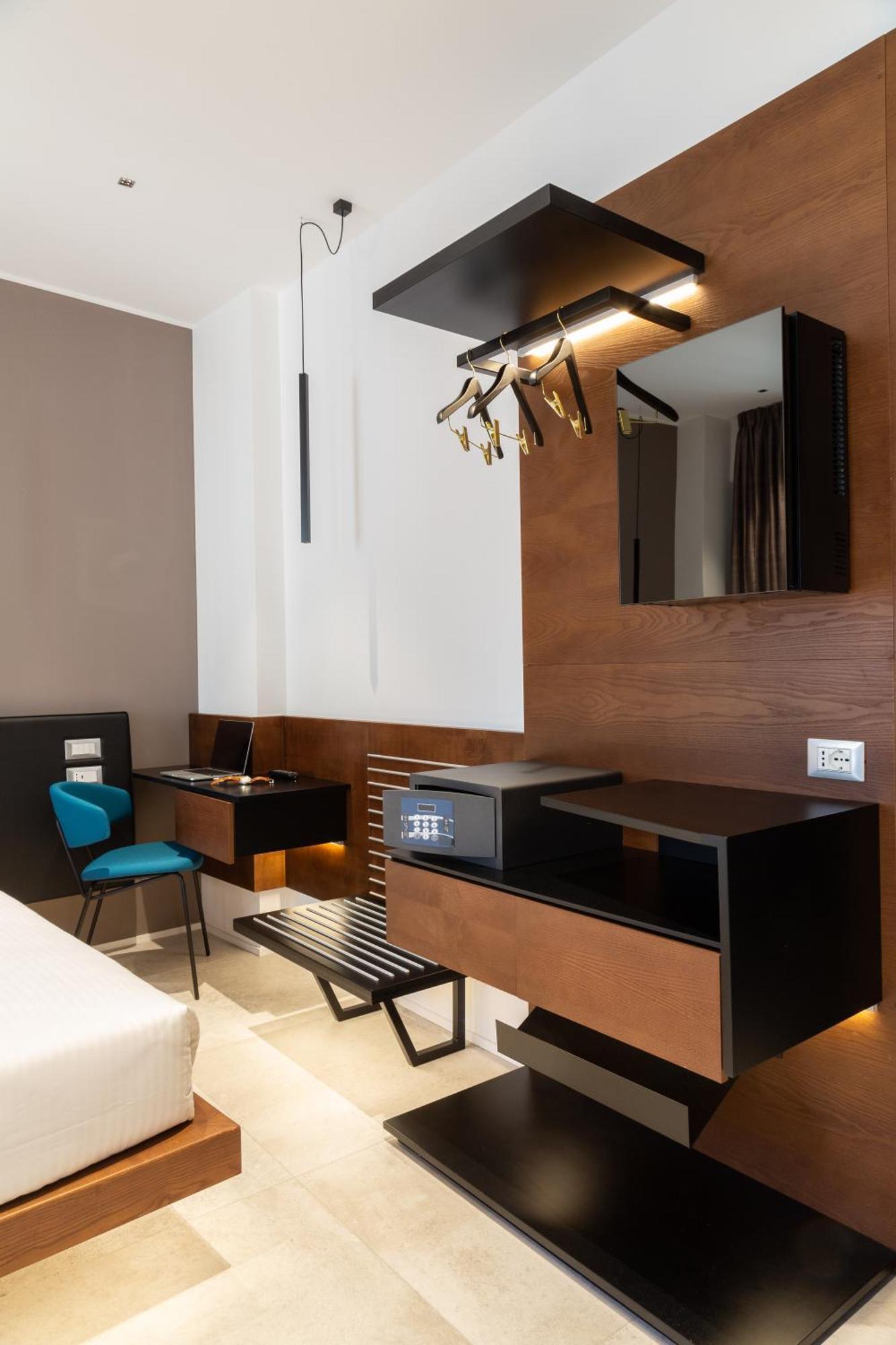 The Corner Duomo Hotel Milano Rum bild